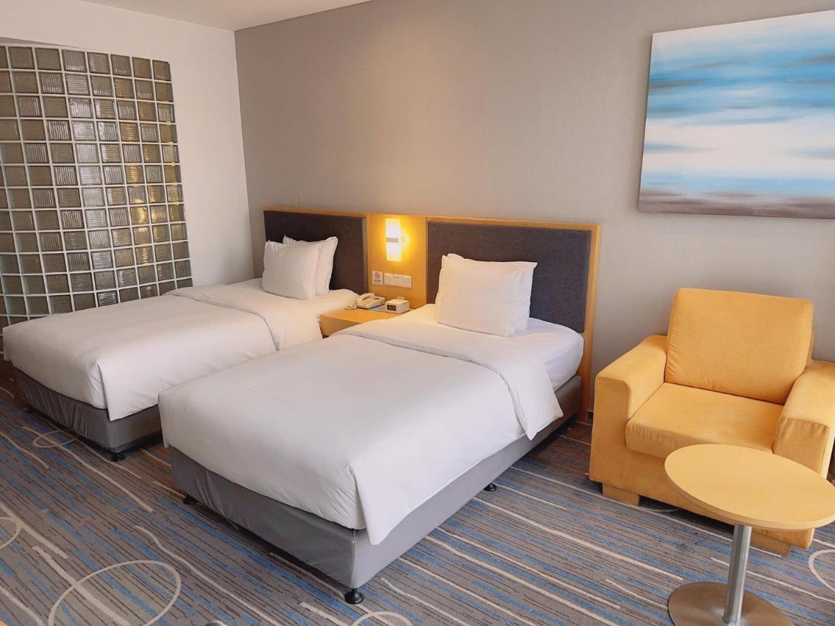 Holiday Inn Express Shijiazhuang Heping, An Ihg Hotel Zewnętrze zdjęcie